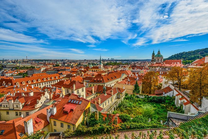 A Weekend in Prague: Private Transfers and Tours With Official Tour Guide - Pricing and Group Sizes