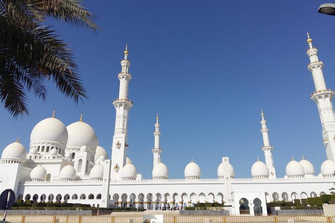 Abu Dhabi City Tour From Dubai - Full-Day Exclusive Tour - Logistics and Pickup Details