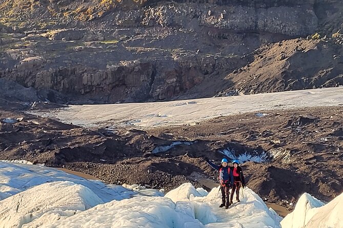 Adventurous Vatnajökull Glacier Exploration - Full Day Hike - Participant Requirements and Restrictions