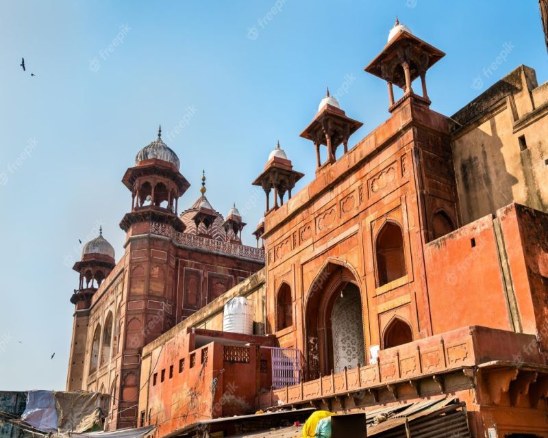 Agra: Old City Food Tour With Local Guide and Tastings - Experience Highlights