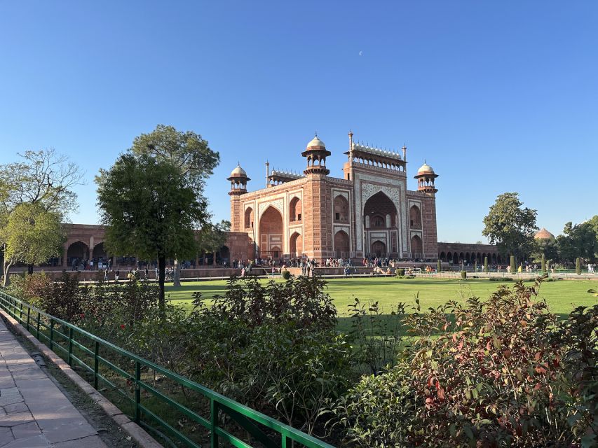 Agra: Taj Mahal and Agra Fort Private Skip-the-Line Tour - Tour Experience