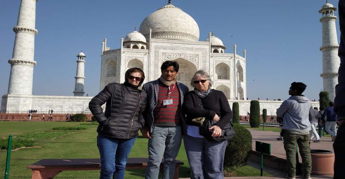 Agra: Taj Mahal Guided Tour - Activity Description