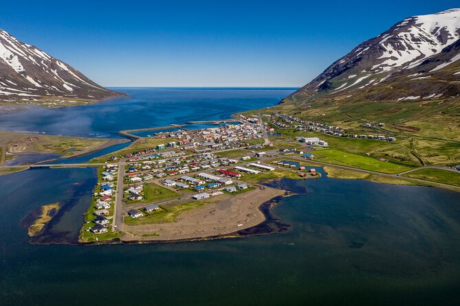 Akureyri to Siglufjodur via Northern Landscapes: Private Tour - Itinerary Details