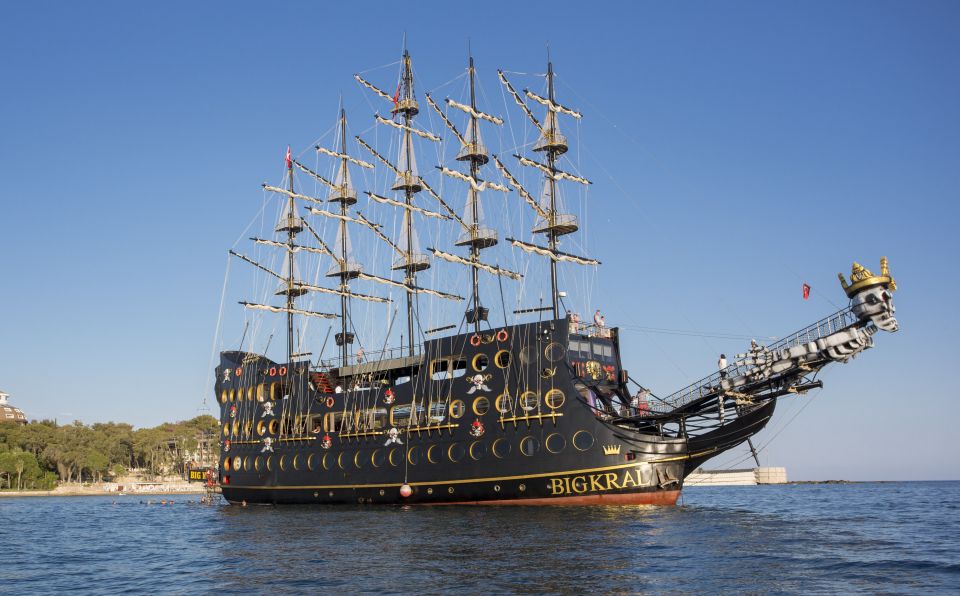 Alanya: Pirate Boat Tour With Buffet Lunch and Drinks - Experience Highlights