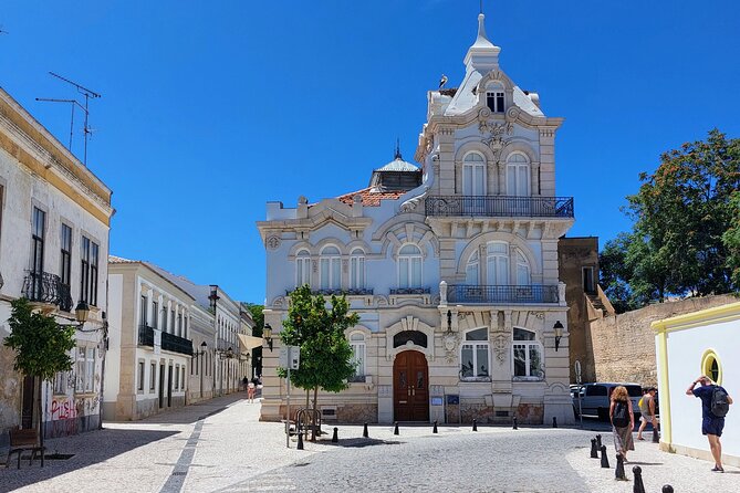 Albufeira Private Full-Day Faro Sightseeing Tour - Meeting and Pickup Details