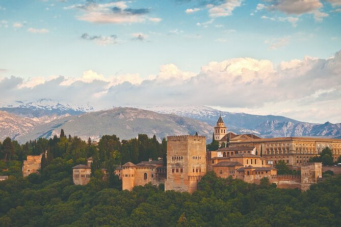 Alhambra Guided Tour From Malaga With Private Transportation - Inclusions