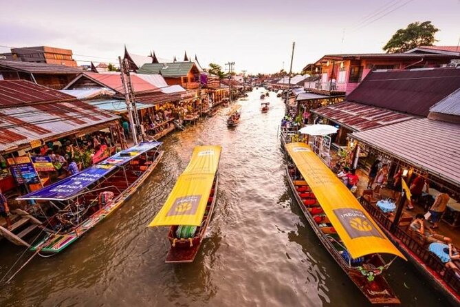 Amphawa Floating Market and Maeklong Train Market Tour - Market Experiences