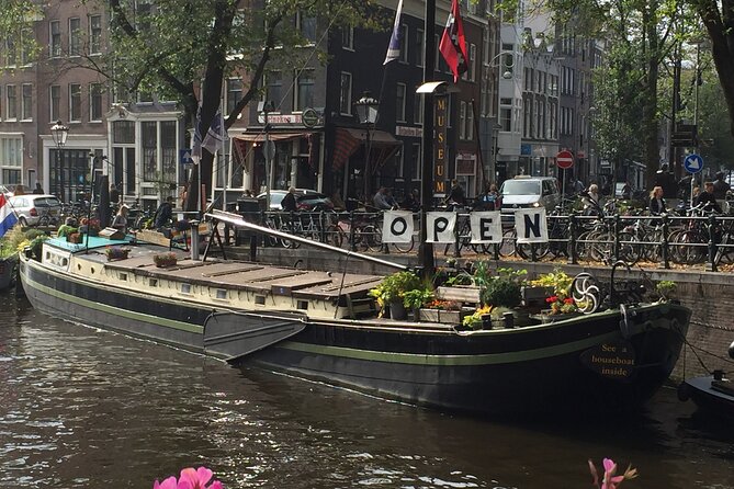 Amsterdam Self-Guided Walking Tour & Scavenger Hunt - Inclusions and Features