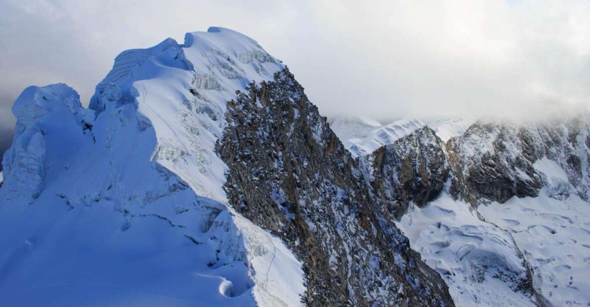 Ancash: Mountaineering to the Mountain Vallunaraju 2D-1N - Experience Highlights