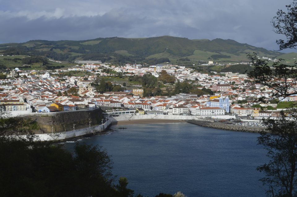 Angra Do Heroísmo: Landmarks Guided Walking Tour - Experience Highlights