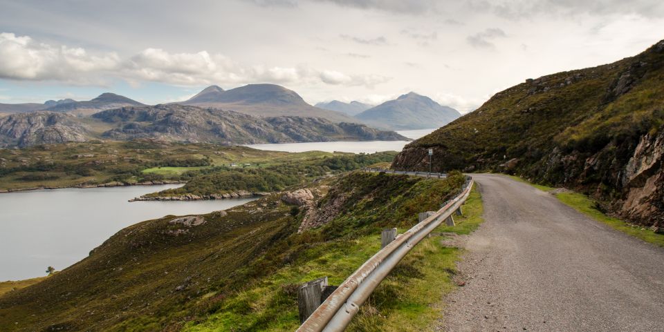 Applecross, Loch Carron & Wild Highlands Tour From Inverness - Refreshment and Rest Stops
