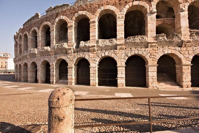 Arena Di Verona Opera - Ticket 1h City Guided Walking Tour - Opera Venue