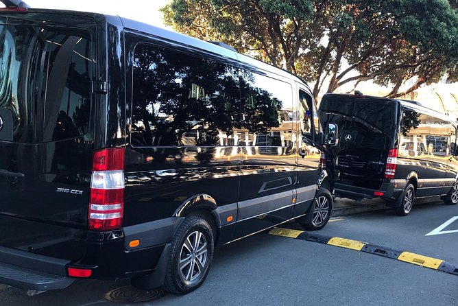 Auckland CBD / Airport Luxury Transfers - Booking Information