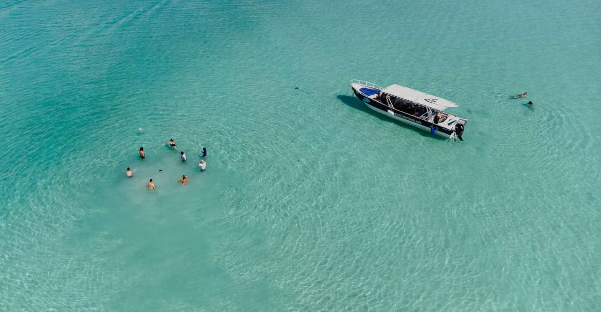 Bacalar Lagoon Sightseeing Boat Tour With Open Bar & Snack - Tour Inclusions