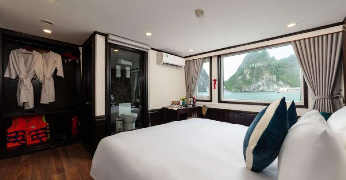 Balconny With Bathtub Room for 2days/1night Halong Bay - Highlights