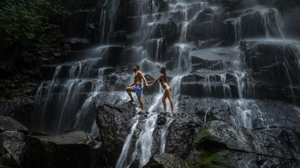 Bali : Ubud Highlight Tour Waterfall, Temple Ana Swing - Aloha Swing Experience