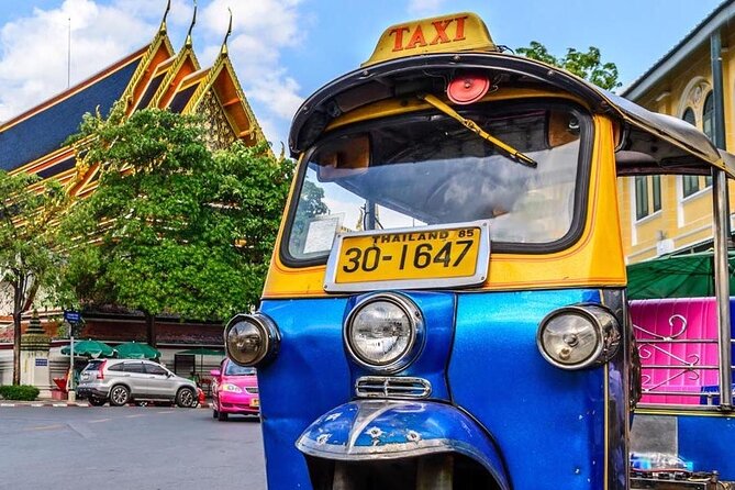 Bangkok: Evening Tuk-Tuk Tour With Street Food - Tour Logistics