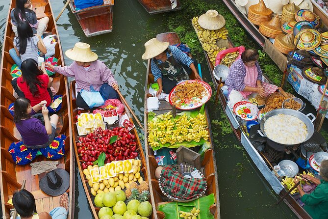 Bangkok: Floating Market and Train With Paddleboat Ride - Train Ride Experience