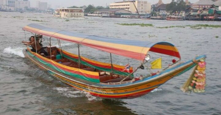 Bangkok: Private Thonburi Longtail Boat Tour & Wat Pho Visit - Experience Highlights