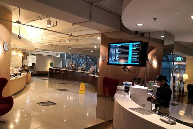 Bangkok Suvarnabhumi Airport (BKK) / Don Mueang Airport (DMK) VIP Lounge Access - How to Book VIP Lounge Access