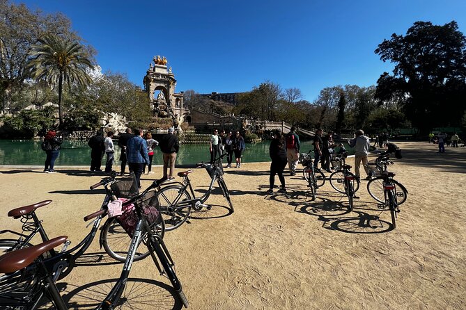 Barcelona Private City Bike or E-Bike Tour - Booking Information