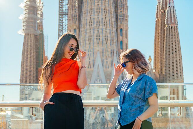 Barcelona: Private Rooftop Photoshoot With Sagrada Familia - Tour Overview