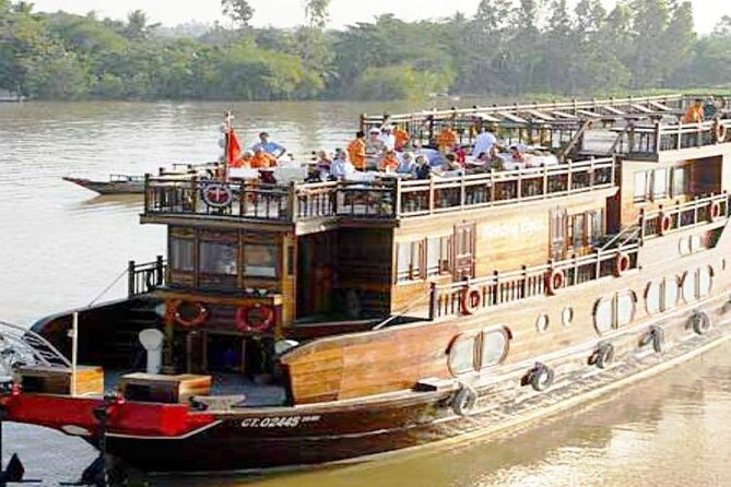 Bassac Mekong Delta Cruise 2Days - 1Night - Visit to Cai Be Market