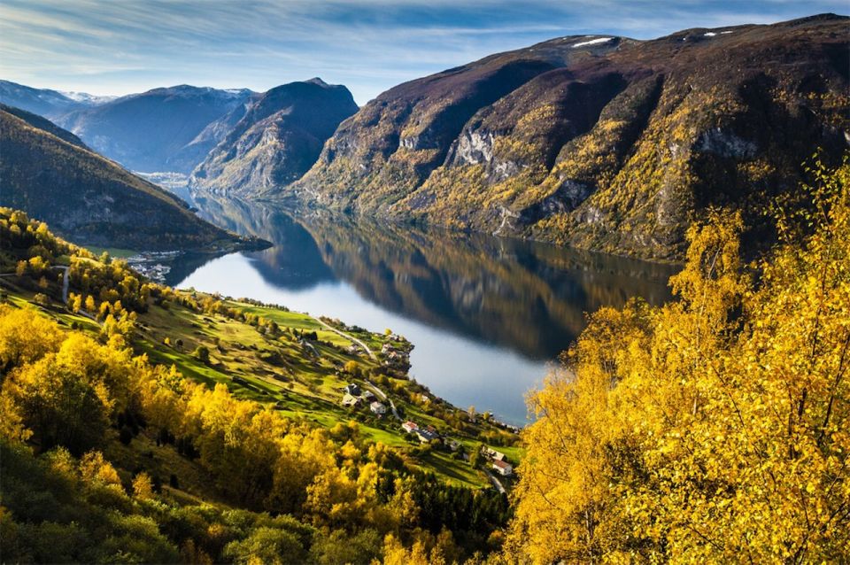 Bergen: Private Day Tour, Nærøyfjord Cruise and Flåm Railway - Booking Information