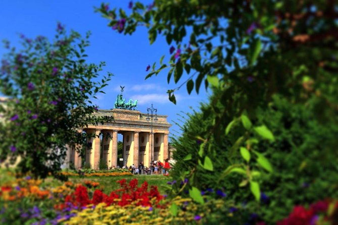 Berlin Combined History and Photography Tour - Booking Information