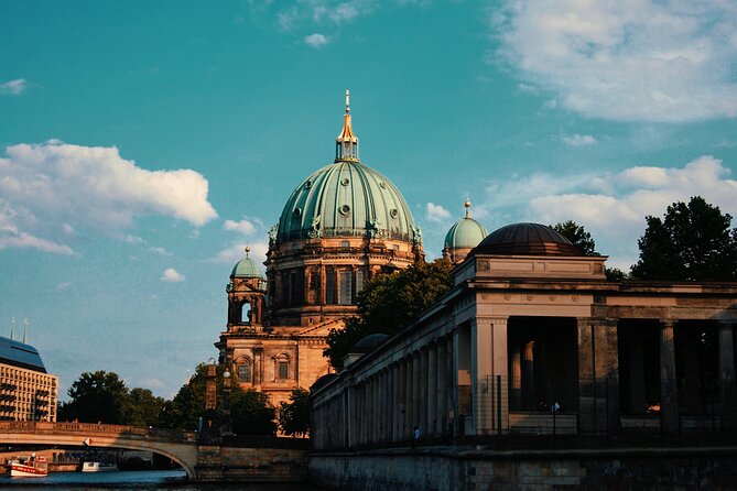 Berlin : Private Walking Tour With A Guide (Private Tour) - Reviews