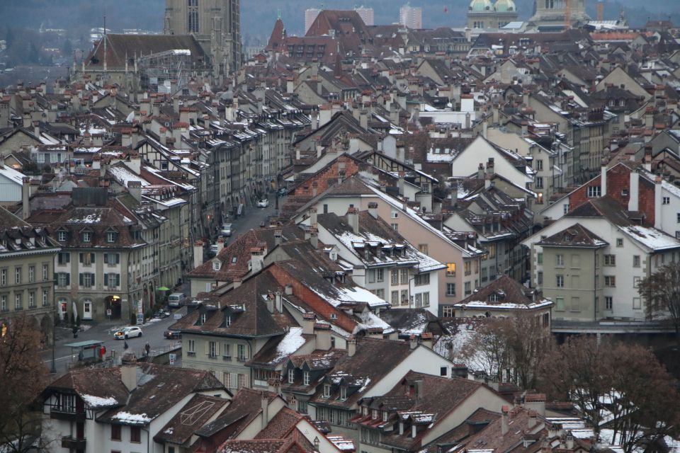 Bern: Private Walking Tour With a Local Guide - Experience Highlights