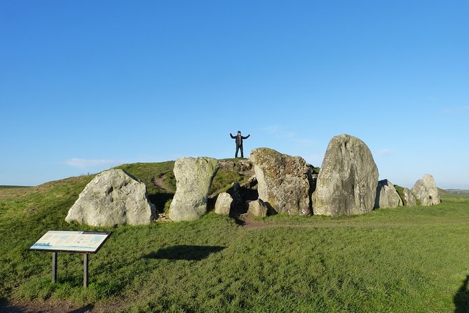 Bespoke Private Tours of Stonehenge and Avebury by Car With Local Guide - Tour Overview and Customization