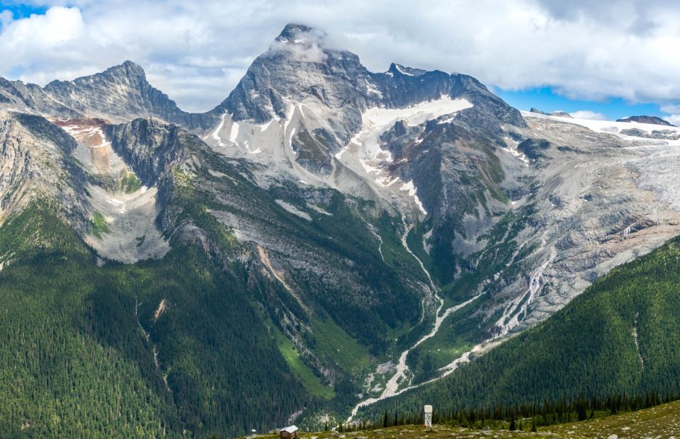 Between Kamloops & Revelstoke: Smartphone Audio Driving Tour - Tour Experience