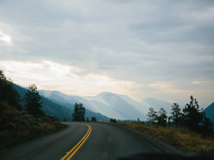 Between Lake Louise and Revelstoke: Smartphone Audio Tour - Booking Details