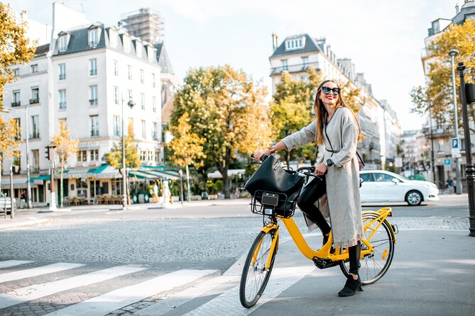 Bike Tour of Paris Old Town, Top Attractions and Nature - Top Attractions in Old Town