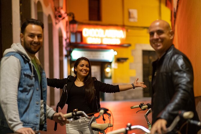 Bohemian 19th to 20th Century Guided Night Bike Tour in Madrid - Itinerary Details