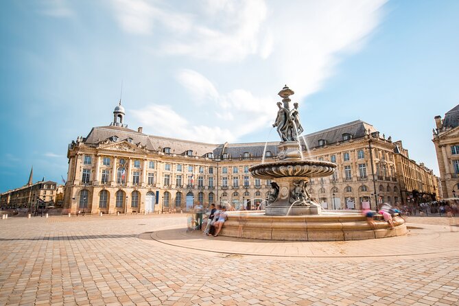 Bordeaux : Private Walking Tour With A Local Guide - Pricing and Discounts