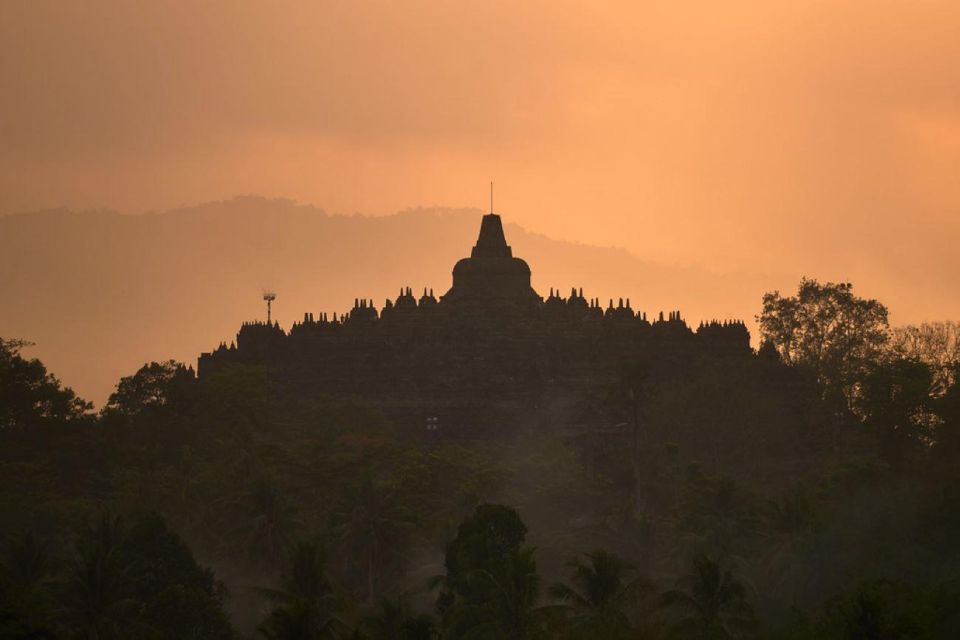Borobudur (Or With Sunrise) Guided Tour From Yogyakarta - Tour Highlights