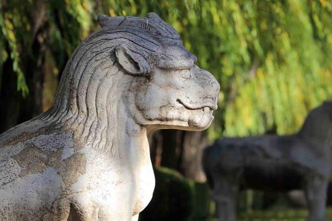 Boutique Tour: Juyongguan, Sacred Way and Dingling of Ming Tombs - Booking Information