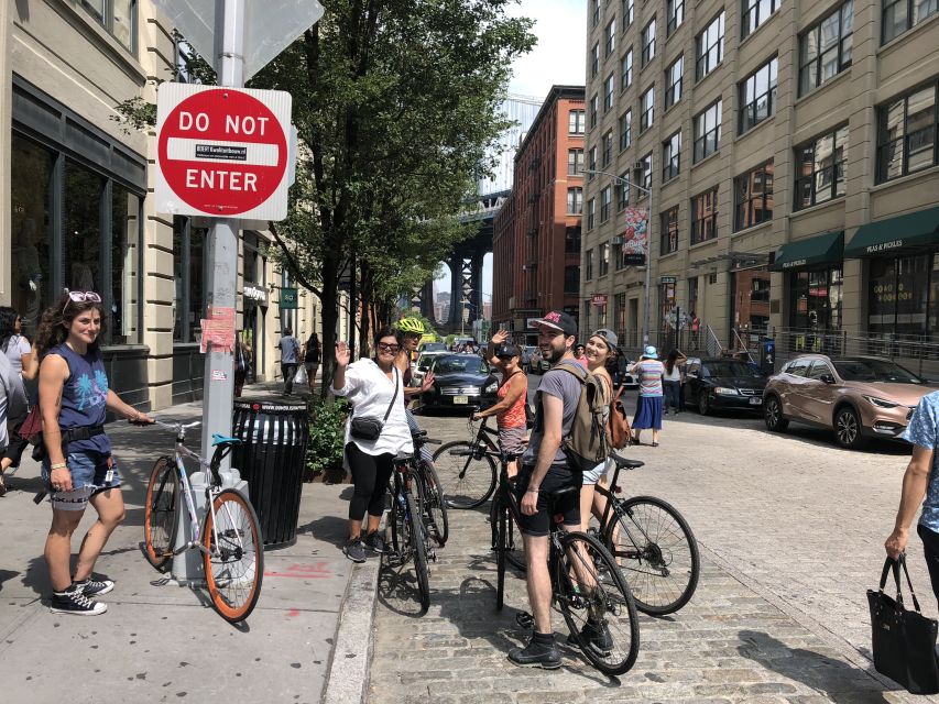 Brooklyn: Sightseeing Bike Tour With Local Guide - Experience Highlights