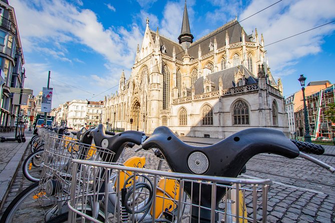 Brussels Instagrammable Locations Tour - Group Size and Pricing