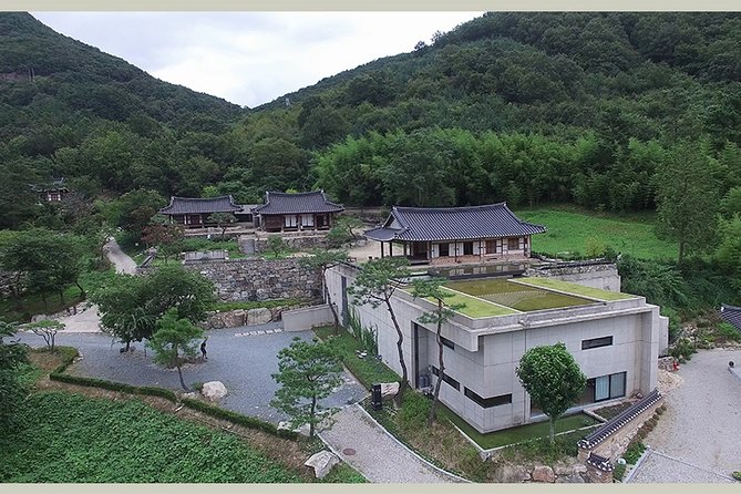 BTS Fliming Location in Jeonju Tour With House of Awon, Jeonju Zoo - BTS Filming Locations