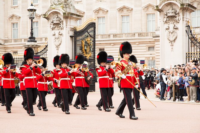 Buckingham Palace Entrance Ticket & Changing of the Guard Tour - Traveler Information and Logistics