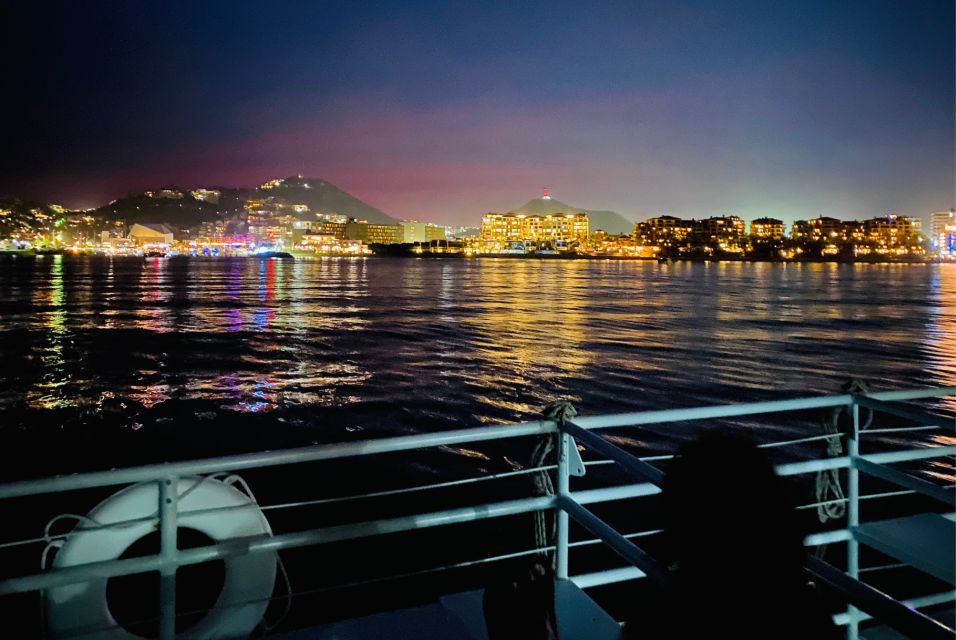 Cabo San Lucas: Sunset Dinner Cruise With Domestic Open Bar - Full Description of the Experience