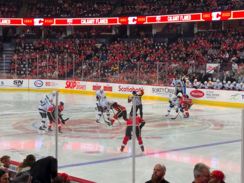 Calgary: Calgary Flames Ice Hockey Game Ticket - Experience