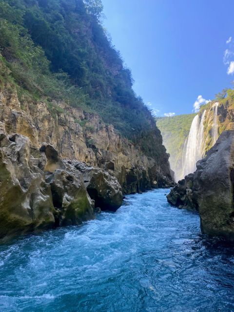 Canoe Ride to Tamul Waterfall - Inclusions