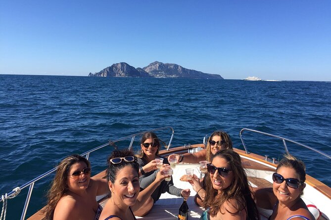Capri Tour From Sorrento - 38ft Motorboat APREAMARE - Local Skipper Insights