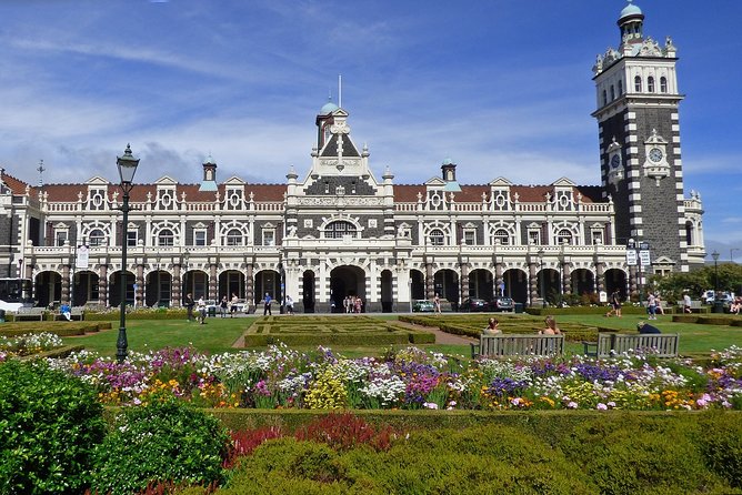 Captivating Side of Dunedin Walking Tour for Couples - Spectacular Views and Scenic Stops