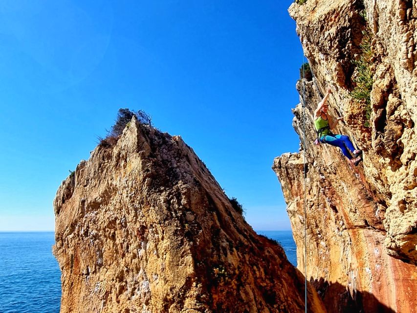 Cascais 3.5-Hour Rock Climbing Experience - Experience Highlights