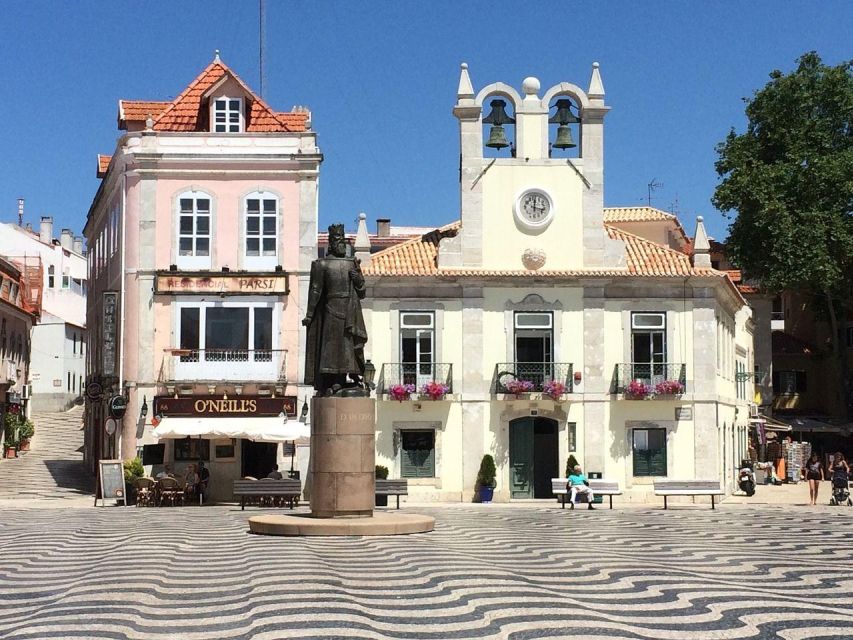 Cascais Private Walking Tour - Experience Highlights